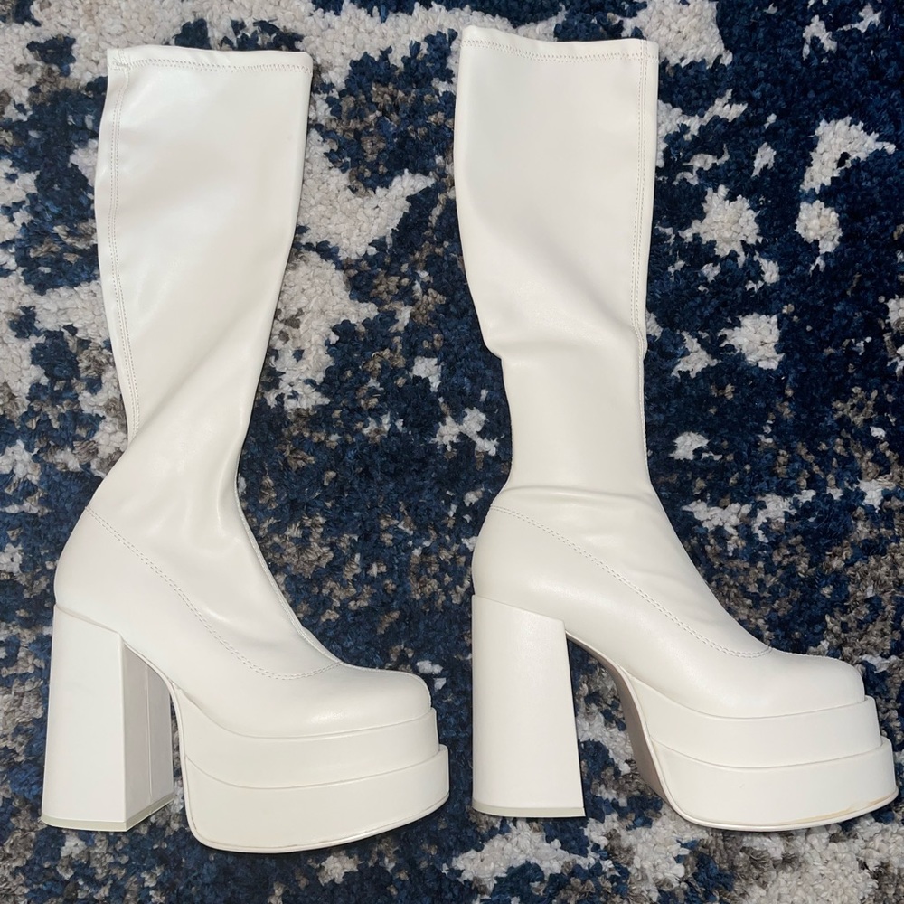 Steve Madden Cypress Off White Boots